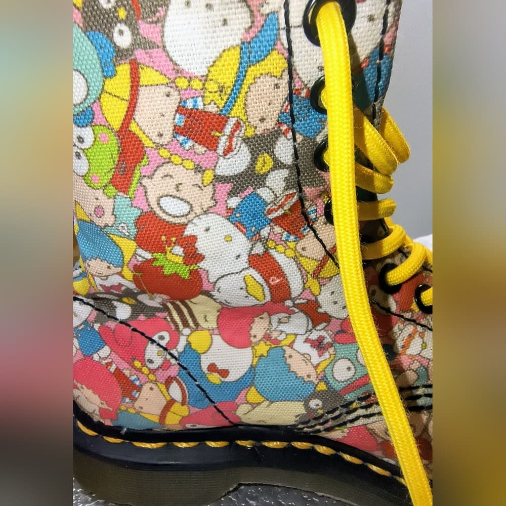 DR. MARTENS x Hello Kitty & Friends 1460 Canvas Boots, Limited Edition, Size 6 - Thumbnail 11
