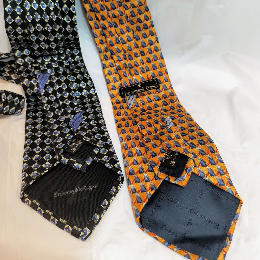 ZEGNA - 2 Ermenegildo Zenga Men's Ties - 1 Black & Blue and 1 Yellow - Thumbnail 9