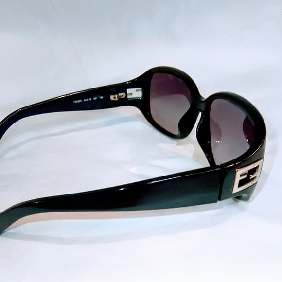 FENDI Black Sunglasses with Silver Accents - Thumbnail 13