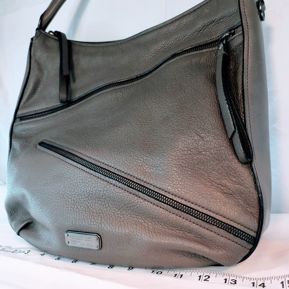 MARC JACOBS Serpentine Hobo Bag in Grey Leather - Thumbnail 16