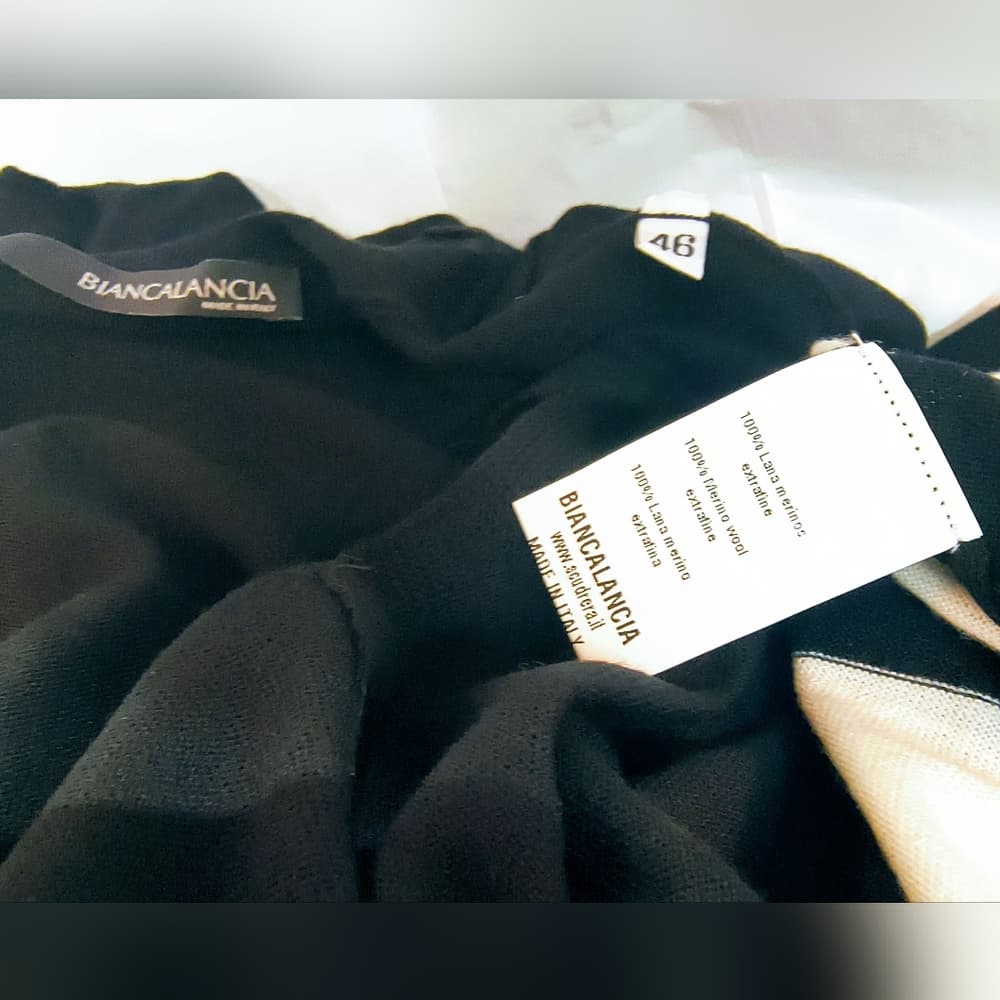 BALENCIAGA Black and White Sleeveless Knit Turtleneck Top, Size 46 - Thumbnail 4