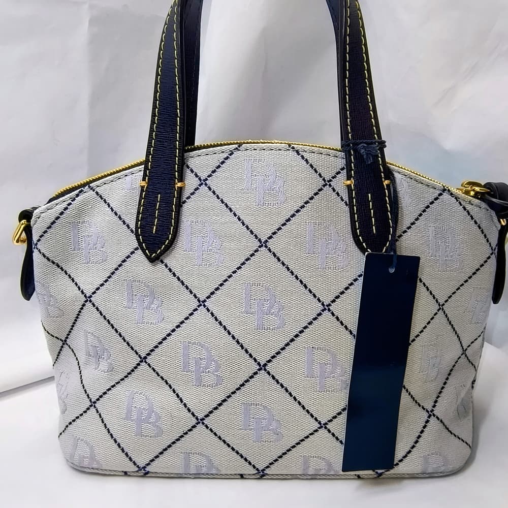 DOONEY & BOURKE New (NWT) Signature Quilt Ruby Small Crossbody/ Bag - Thumbnail 3
