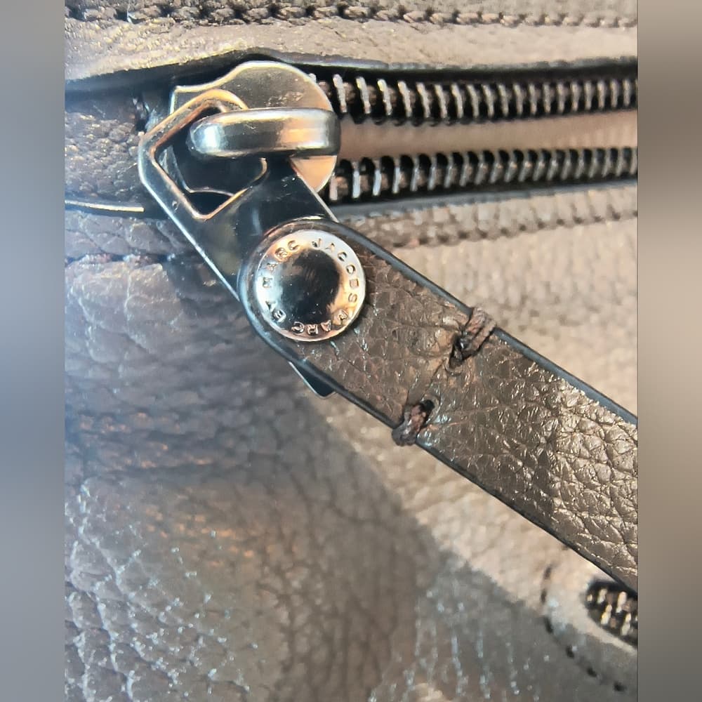 MARC JACOBS Serpentine Hobo Bag in Grey Leather - Thumbnail 3