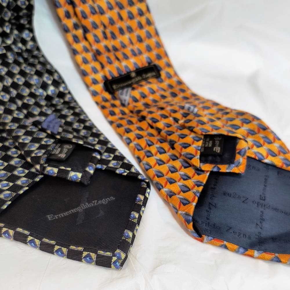 ZEGNA - 2 Ermenegildo Zenga Men's Ties - 1 Black & Blue and 1 Yellow - Thumbnail 8