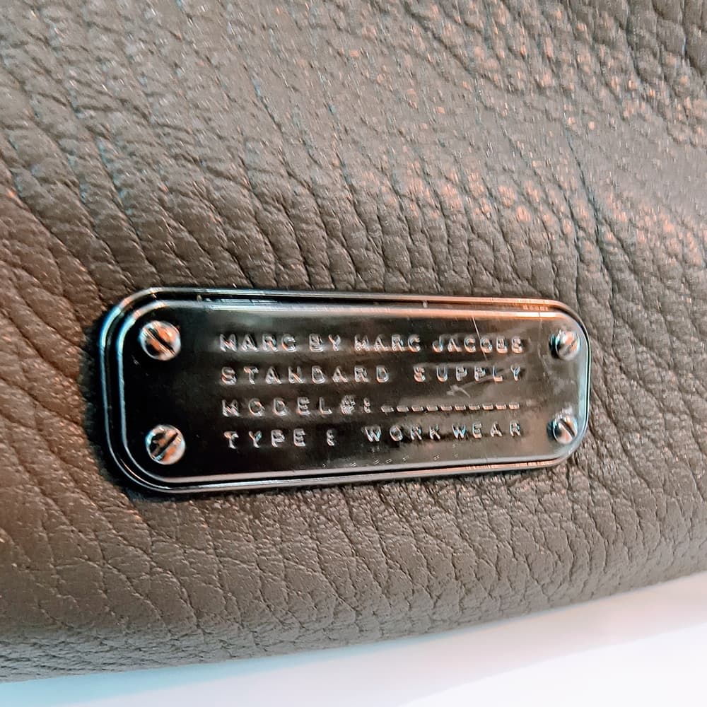 MARC JACOBS Serpentine Hobo Bag in Grey Leather - Thumbnail 15