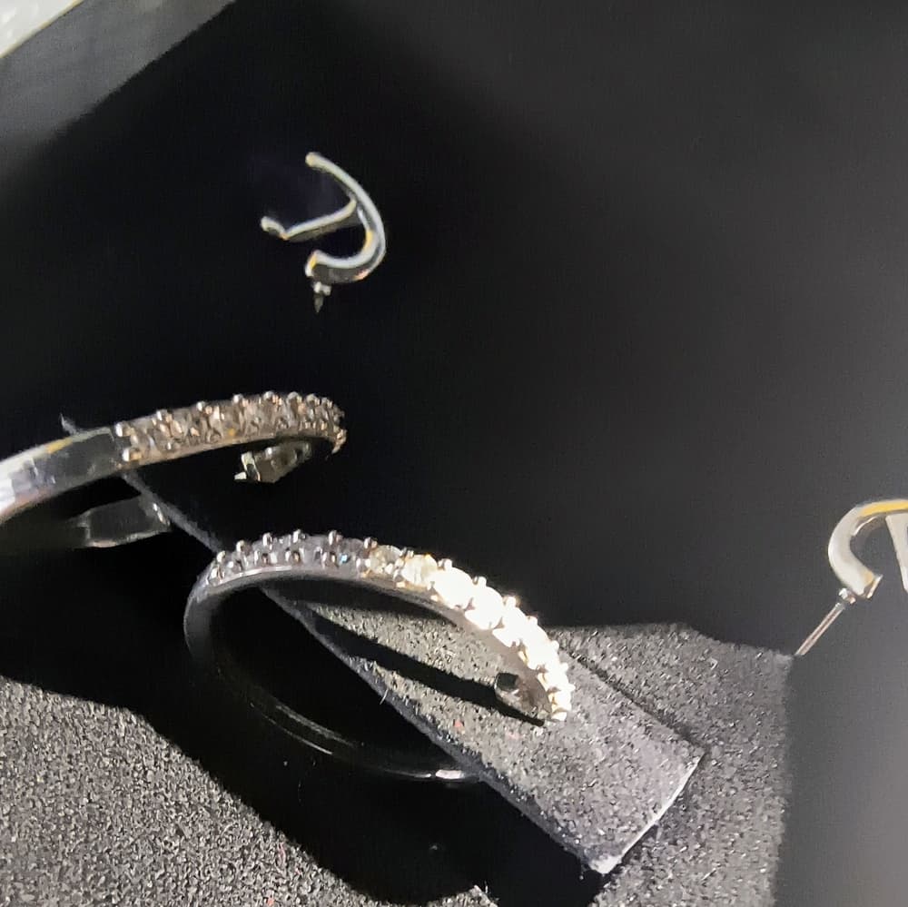 BUNDLE: Givenchy Bracelet, Matching Earrings, Parfume Tote, & Hoop Earrings - Thumbnail 14