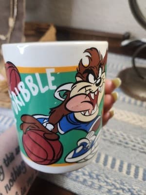 Vintage Gibson Mug Sports Lt Green Looney Tunes Tazmanian Devil Basketball Cup - Thumbnail 3