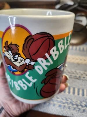 Vintage Gibson Mug Sports Lt Green Looney Tunes Tazmanian Devil Basketball Cup - Thumbnail 9