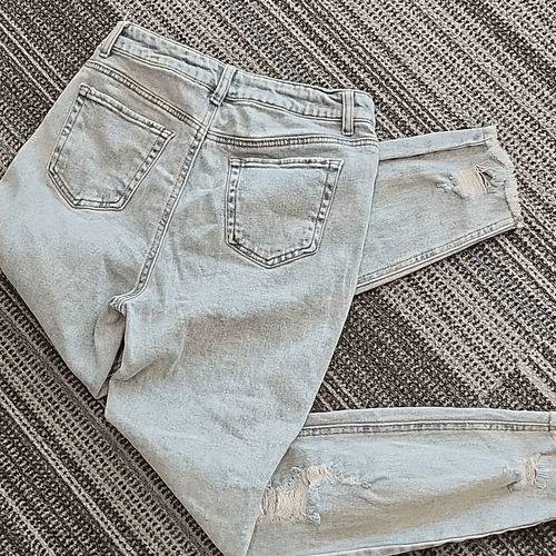 Tinseltown Light Wash Distressed Skinny Jeans Raw Hem Cropped - Thumbnail 5