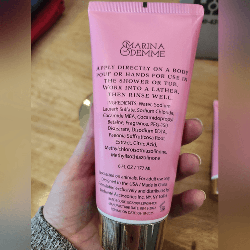 Marina & Demme Pink Peony Body Wash and Lotion and Rose Lilac Body Scub - Thumbnail 6