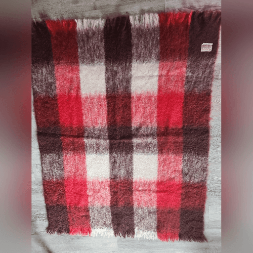 Vintage Mid Century Glen Cree Red and Brown Plaid 100% Mohair Throw Blanket - Thumbnail 2