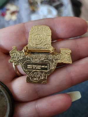 3 Lot of Hard Rock Cafe Pins and Buttons Kona and Anniversary Pins - Thumbnail 5