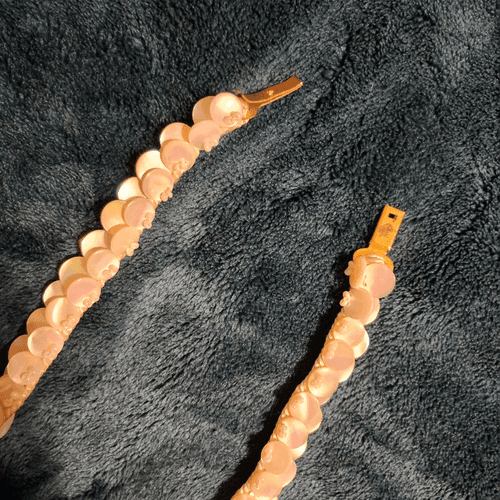 Rare Vintage 1940s Mother Of Pearl Corded Choker with Love Bird Pair and Earring - Thumbnail 9