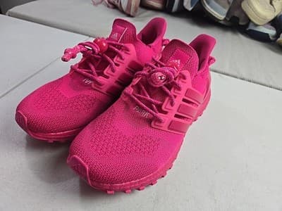Size 5.5 Womens - adidas Ultra Boost OG Beyonce Ivy Park Ivy Heart - GX2236 - Thumbnail 3