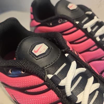 Nike Air Max Plus DZ3670-500 Women’s Sz 9 Fuchsia Dream Purple Pink Gradient - Thumbnail 2