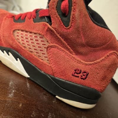 Nike Air Jordan 5 Retro Raging Bull Red Boys Size 13C Basketball Shoes Sneakers - Thumbnail 4
