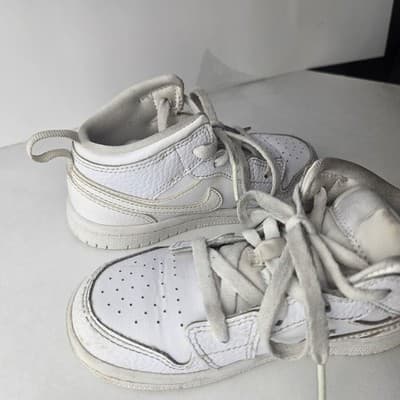 Nike Air Jordan 1 Mid TD White 640735-126 Little Kids Size 9C Shoes Sneakers - Thumbnail 4