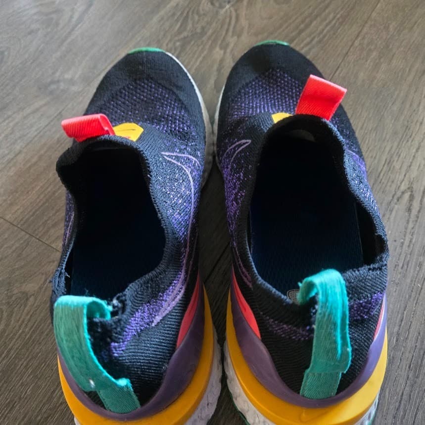 Nike Epic Phantom React Womens Running Sneakers Size 8 - Thumbnail 3