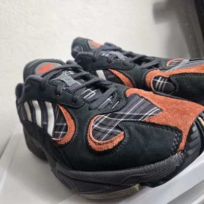 Adidas Yung-1 PLAID Solid Grey Orange EF3967 Yung 1 Mens Sz 11 Running Shoes - Thumbnail 3