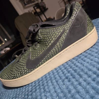 Nike Kobe 8 NSW Men Sz 10.5 582552-300 Gorge Green Black Sail Training Shoes - Thumbnail 3