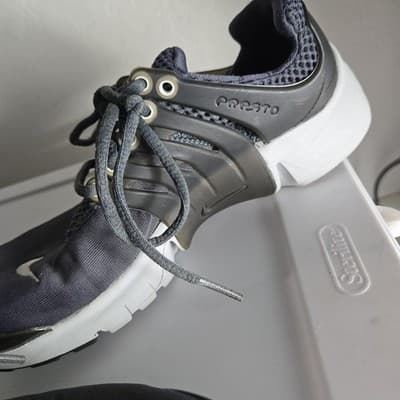 Nike Air Presto Youth Kids Size 5Y Shoes Gray Black Athletic Trainer Sneakers - Thumbnail 7