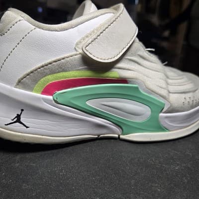 Nike Air Jordan Luka 3 Photo Finish 2024 Youth Boys Size 1y White HQ5058-107 - Thumbnail 5
