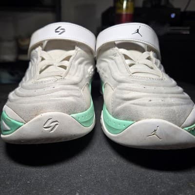 Nike Air Jordan Luka 3 Photo Finish 2024 Youth Boys Size 1y White HQ5058-107 - Thumbnail 7