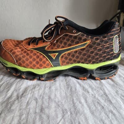 Mizuno Wave Creation 13 Women's Running Shoes US Size 6W Orange EUC - Thumbnail 3