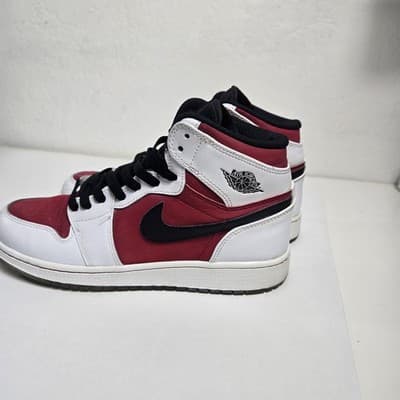 Air Jordan 1 Retro OG High Carmine Size 6.5 RARE - Thumbnail 7
