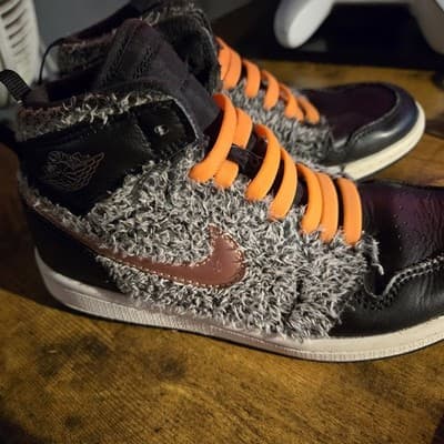 Nike Air Jordan 1 Retro High Fleece Basketball Shoes Size Youth 13c 332148-022 - Thumbnail 6