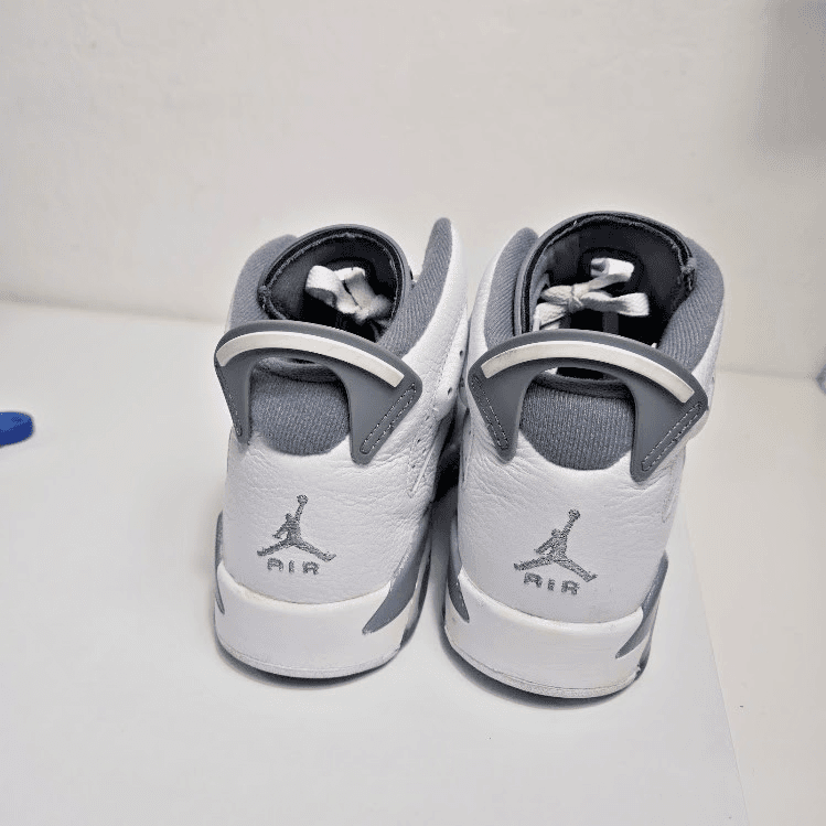 Nike Air Jordan 6 Retro Cool Grey size 6Y White Gray Sneakers - Thumbnail 5