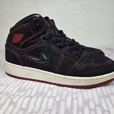 Size 6y - Jordan 1 Mid Fearless Come Fly With Me 2019 - Thumbnail 2