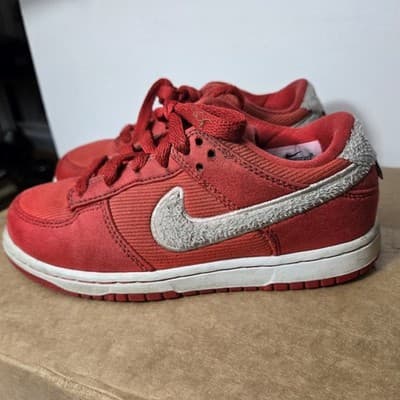 Nike Dunk Low Valentines Day PS Size 1Y Red White Sneakers Shoes FZ3549-612 - Thumbnail 4