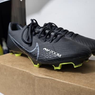 NIKE AIR ZOOM VAPOR 15 ACADEMY FG/MG FOOTBALL BOOTS DJ5631-001 Size 7.5 Cleats - Thumbnail 2