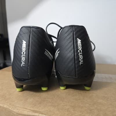 NIKE AIR ZOOM VAPOR 15 ACADEMY FG/MG FOOTBALL BOOTS DJ5631-001 Size 7.5 Cleats - Thumbnail 4