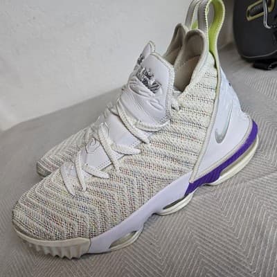 Nike LeBron XVI Buzz Lightyear Size 9 A02588 102 - Thumbnail 3