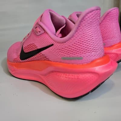 Nike Air Zoom Pegasus 41 Womens Size 7.5 Hot Punch Running Shoes - Thumbnail 4