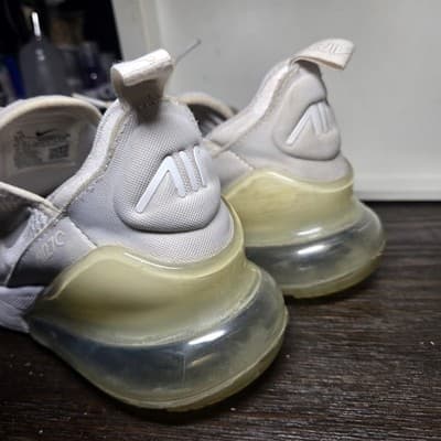 Nike Air Max 270 Shoes Youth Size 6.5Y Triple White Running GS 943345-103 - Thumbnail 7