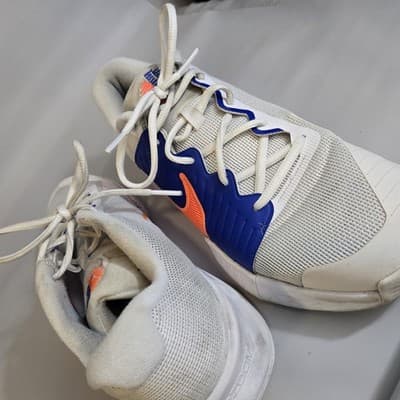 *Gently Worn* Nike GP Challenge Size 11 Shoes - Thumbnail 5