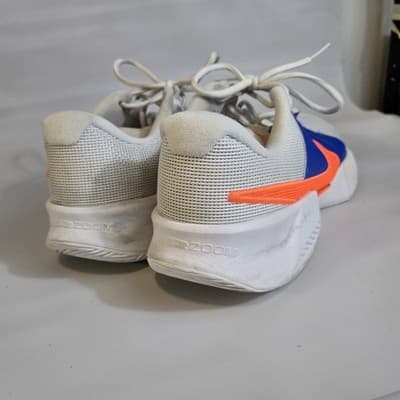 *Gently Worn* Nike GP Challenge Size 11 Shoes - Thumbnail 6