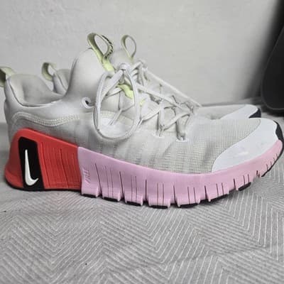 Size 9 - Nike Free Metcon 6 White Bright Crimson Pink Foam W