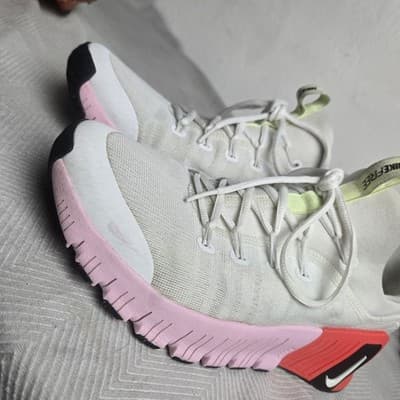 Size 9 - Nike Free Metcon 6 White Bright Crimson Pink Foam W - Thumbnail 7