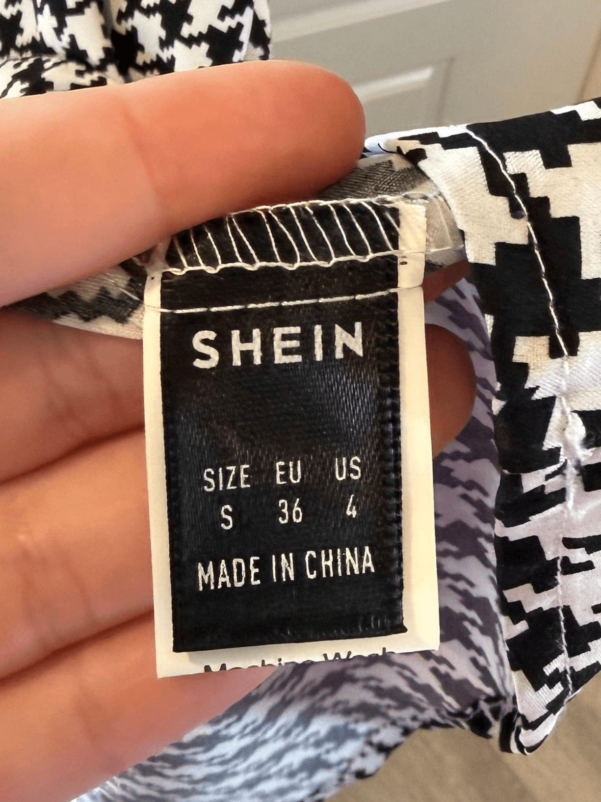 SHEIN Houndstooth Long Sleeve Dress Size S - Thumbnail 2