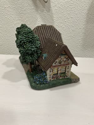 Thomas Kinkade Lamplight Village Train Station With Light Cord And COA - Thumbnail 6