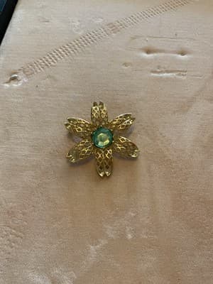 Vintage 1970’s Goldtone Metal Filigree Flower With Blue Crystal Brooch NOS - Thumbnail 2