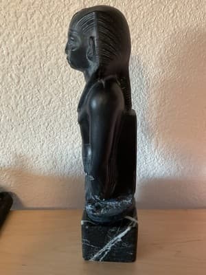 Pharaoh Amenemhat III Of Egypt, Replica With Marble Base Signed - Thumbnail 4