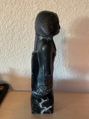 Pharaoh Amenemhat III Of Egypt, Replica With Marble Base Signed - Thumbnail 2