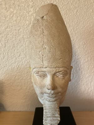 Ancient Egyptian Pharaoh (King) White Crown Royal Beard Replica Bust - Thumbnail 2