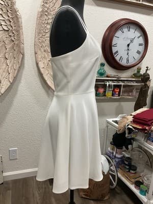$148 French Connection Women's White Sleeveless Halter Whisper Mini Dress US 8 - Thumbnail 2