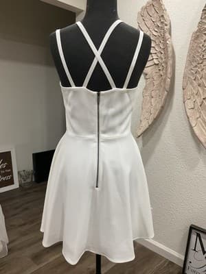 $148 French Connection Women's White Sleeveless Halter Whisper Mini Dress US 4 - Thumbnail 4